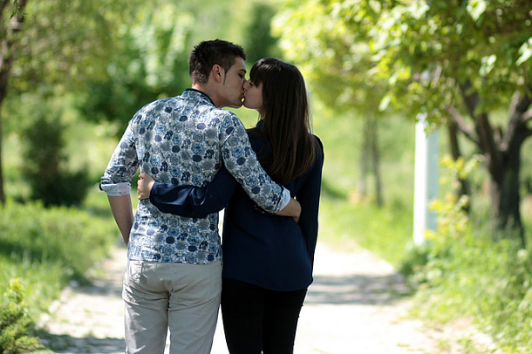 爱你的男人会挽回多久？揭秘男人挽回女友的心理与时间框架